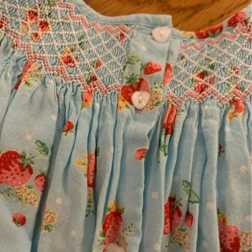 QE Question Everything Strawberry Smocked Dress Size 18-24 Months - Picture 7 of 7